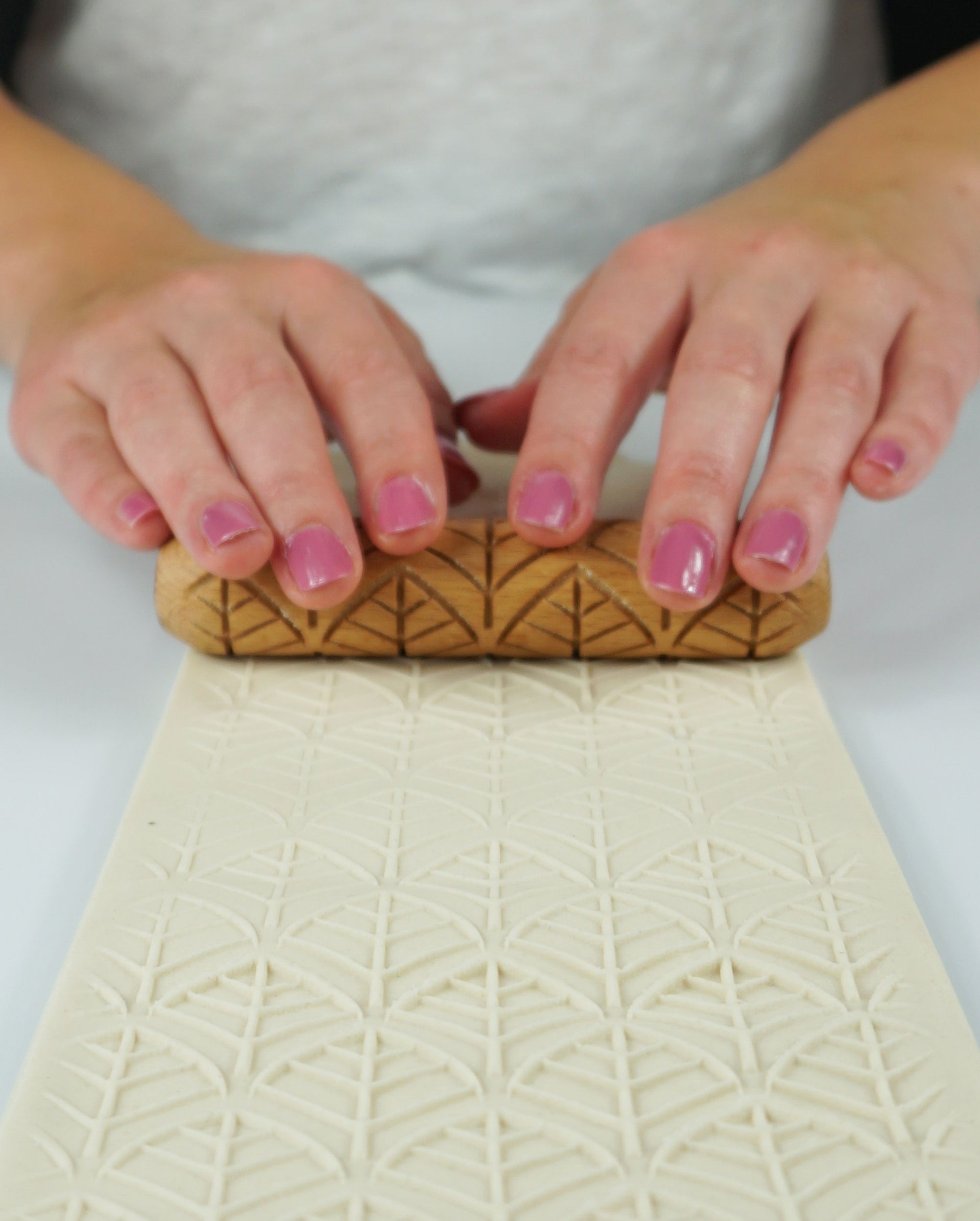 Clay Texture Roller - Arrow Leaf