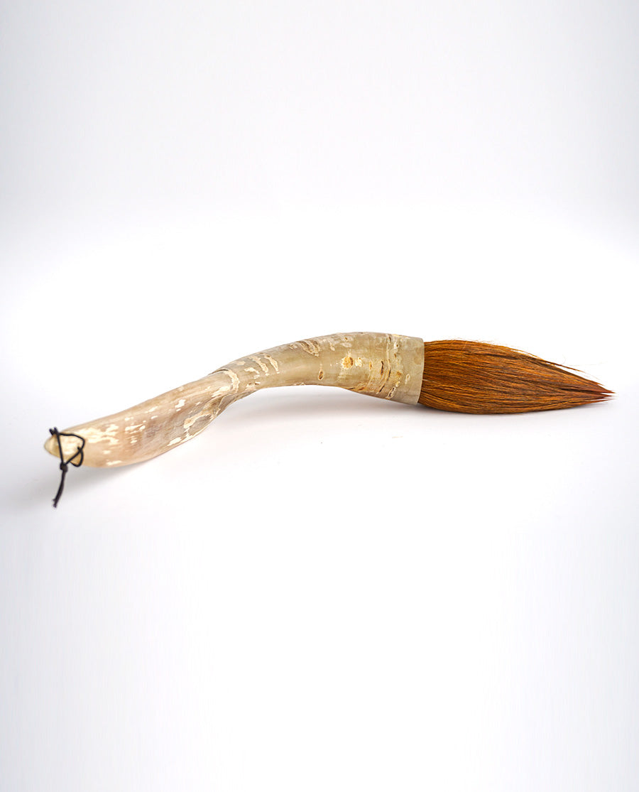 Buffalo horn with camel hair